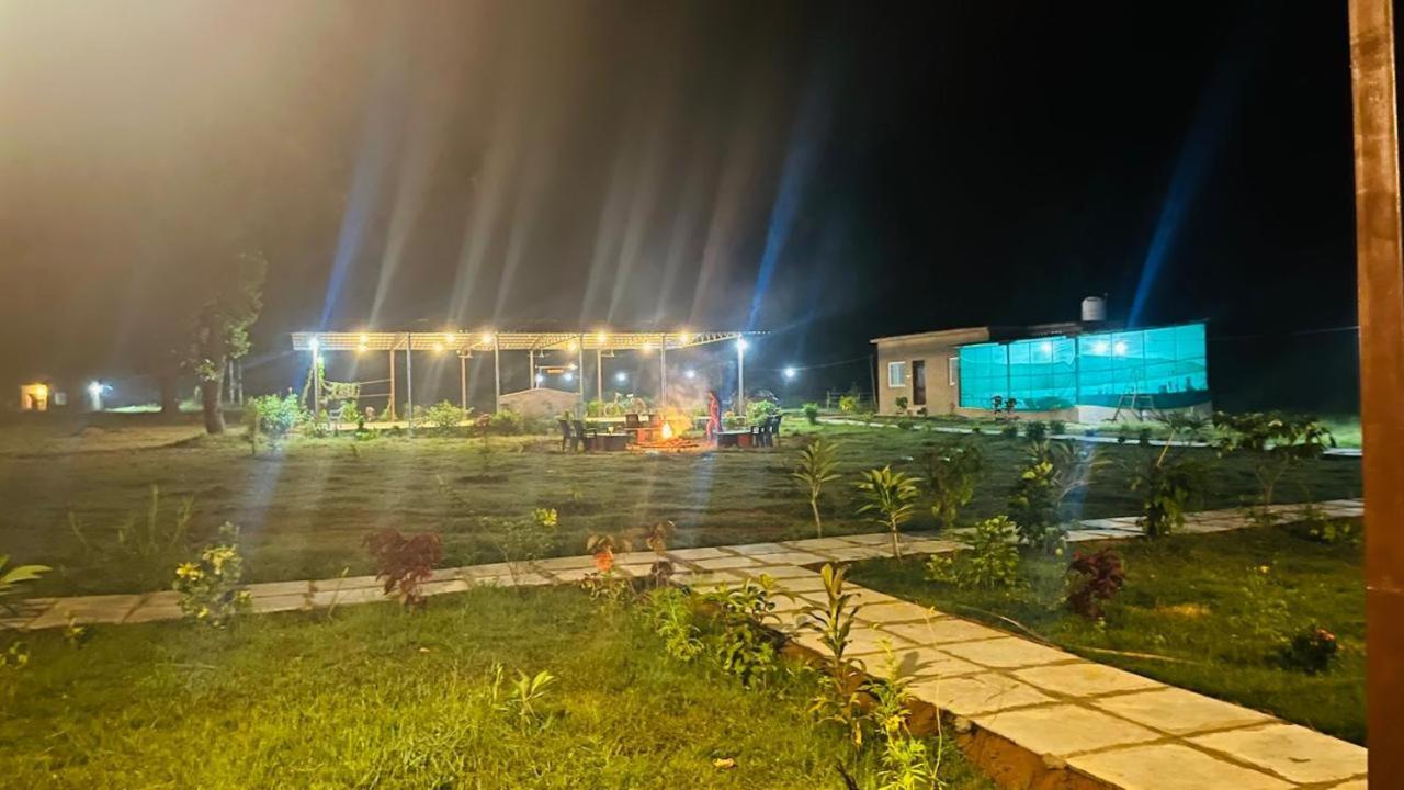 Wildlife Retreat Hotel Tala  Exterior photo